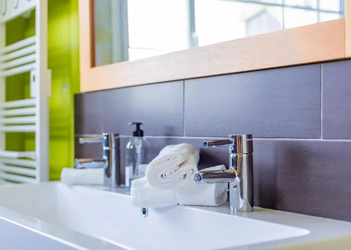 بيت للعطل Garden & Pool *