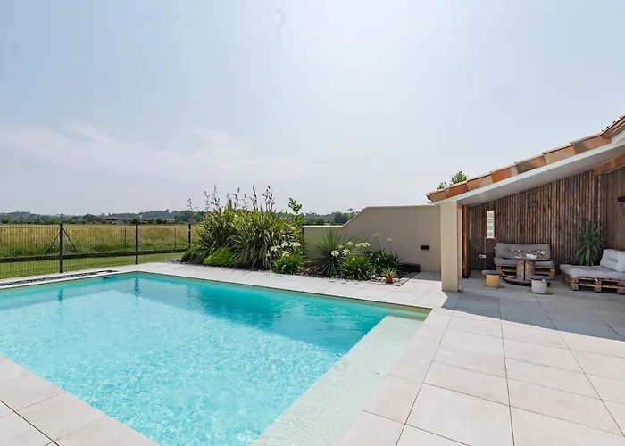 Garden & Pool بيت للعطل Miremont (Haute-Garonne)