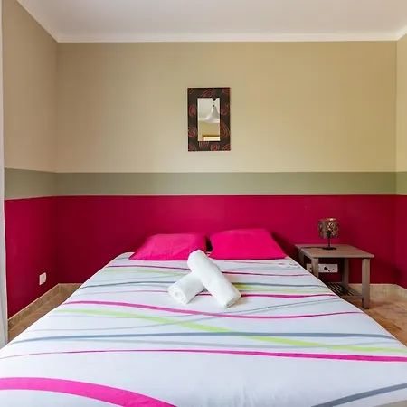 Garden & Pool Nyaraló *