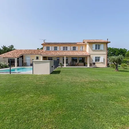 Garden & Pool * Miremont (Haute-Garonne)