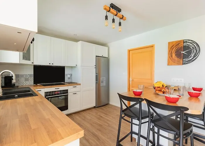 Garden & Pool Casa de Férias *