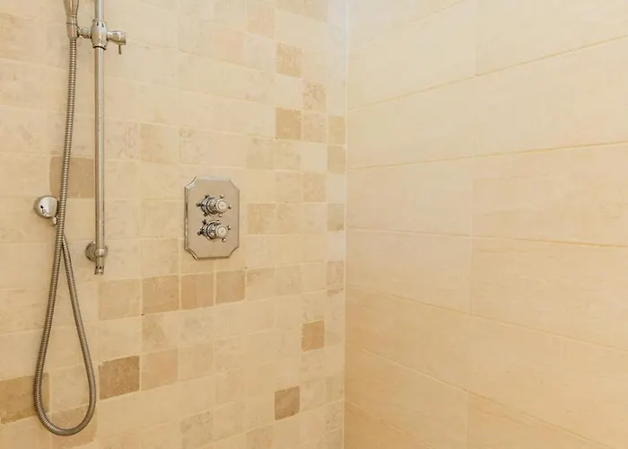 Garden & Pool * Miremont (Haute-Garonne)